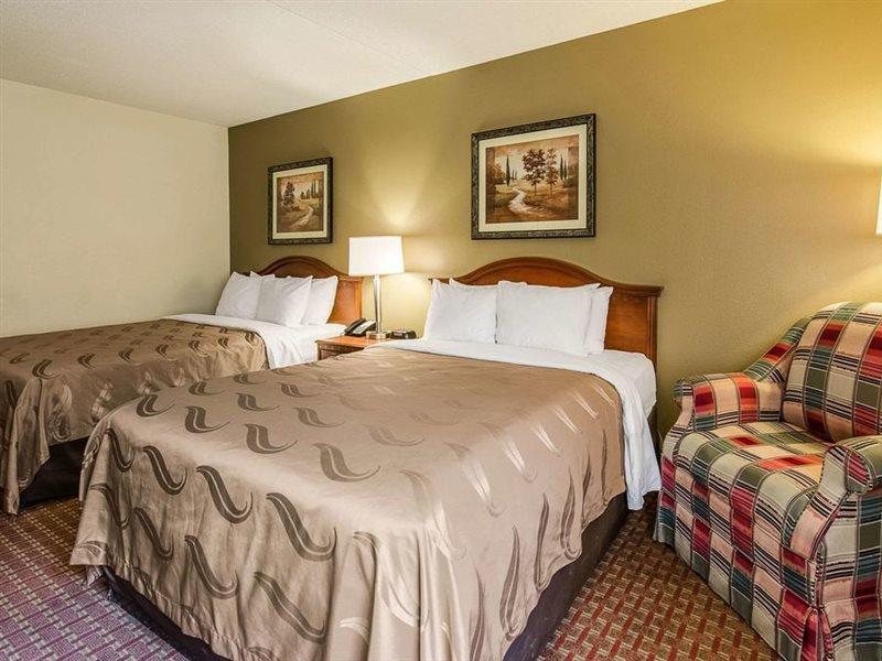 Quality Inn & Suites Lexington Near I-64 And I-81 Timber Ridge Екстериор снимка