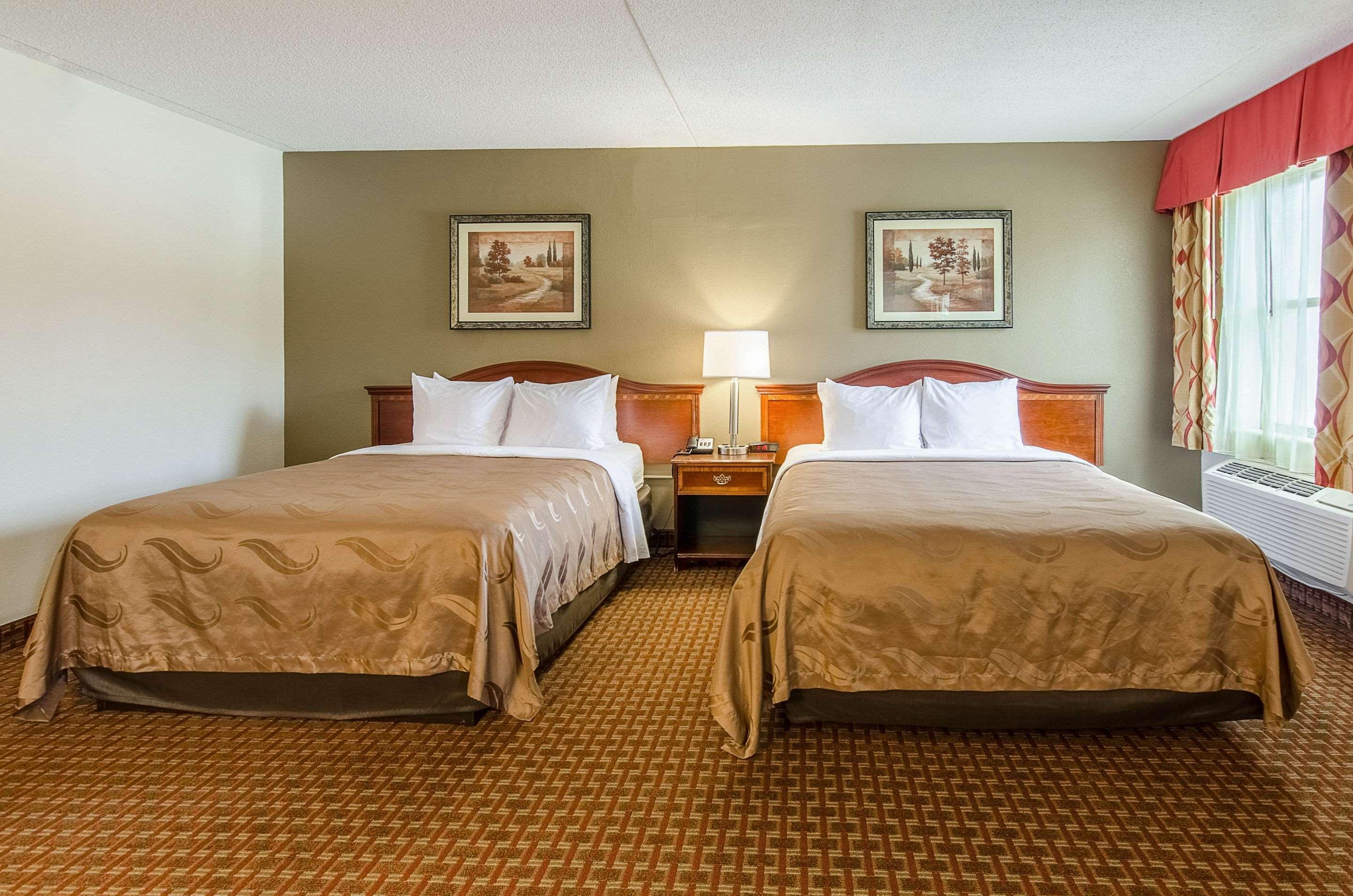Quality Inn & Suites Lexington Near I-64 And I-81 Timber Ridge Екстериор снимка