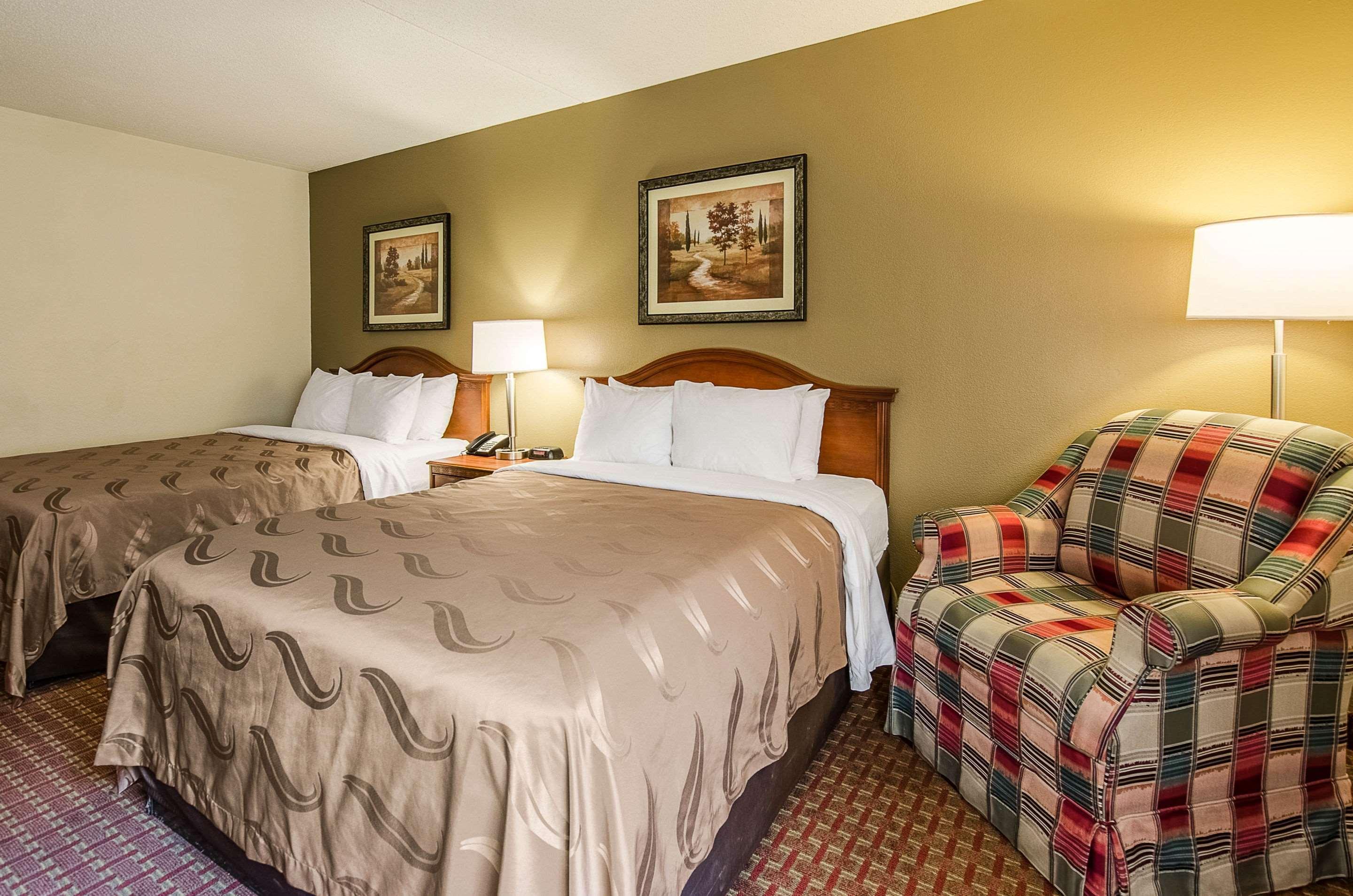 Quality Inn & Suites Lexington Near I-64 And I-81 Timber Ridge Екстериор снимка