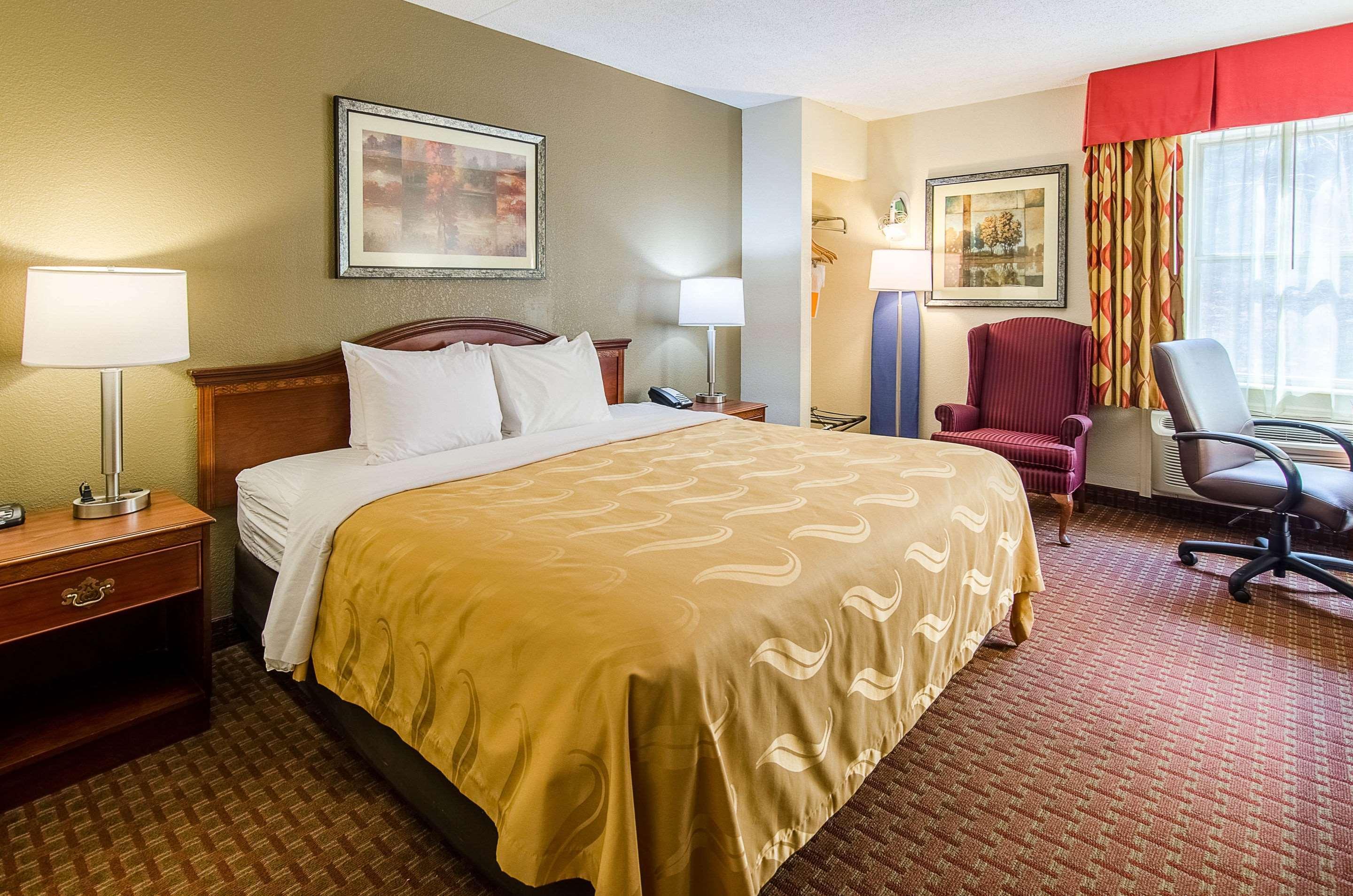 Quality Inn & Suites Lexington Near I-64 And I-81 Timber Ridge Екстериор снимка