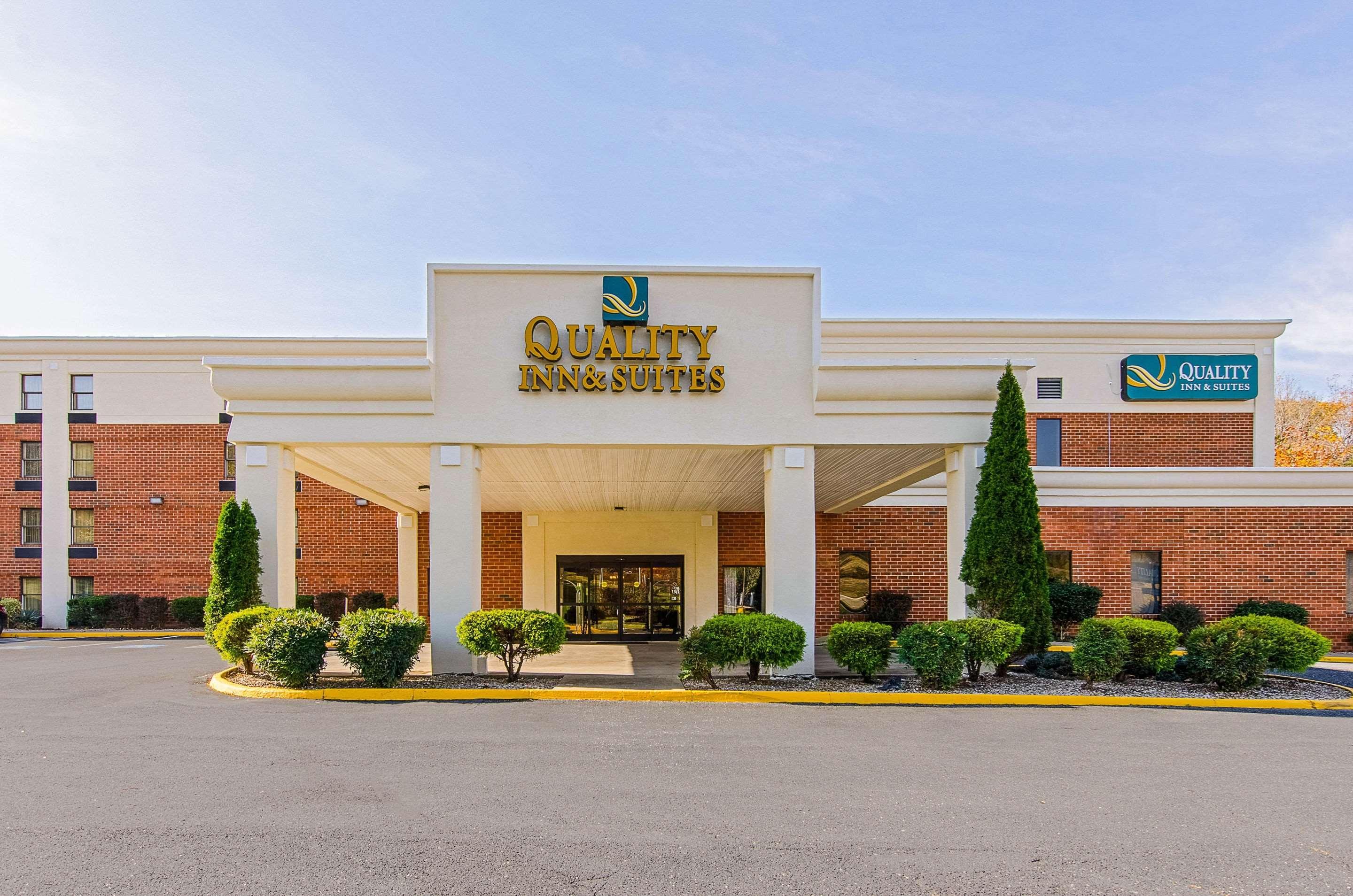 Quality Inn & Suites Lexington Near I-64 And I-81 Timber Ridge Екстериор снимка
